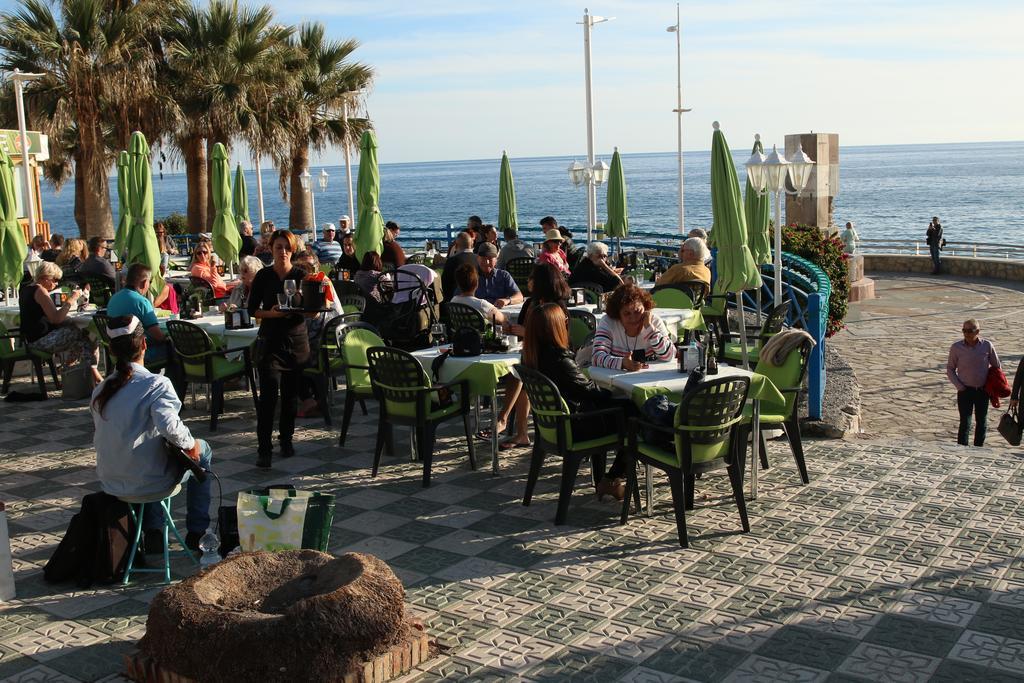Andaluz Apartments - Algarrobo Нерха Екстер'єр фото